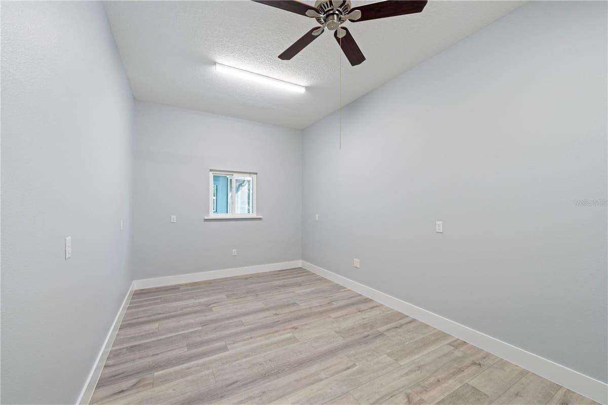 4931 DORA DRIVE — photo 42 of 98