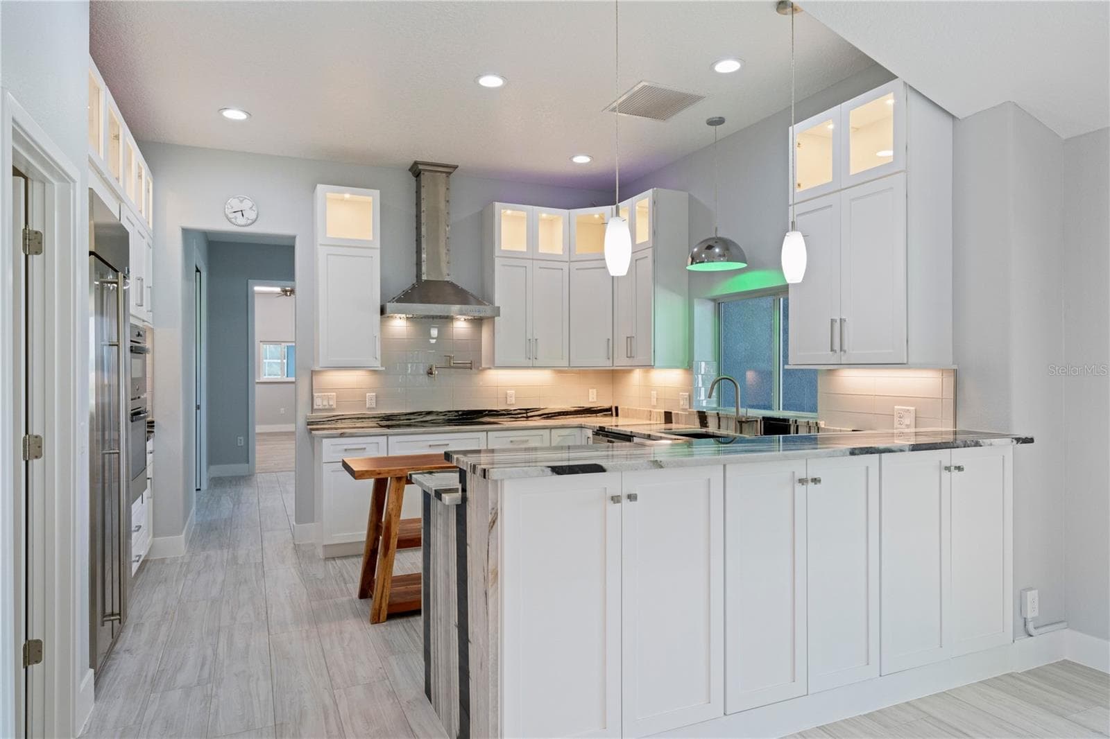 4931 DORA DRIVE — photo 15 of 98