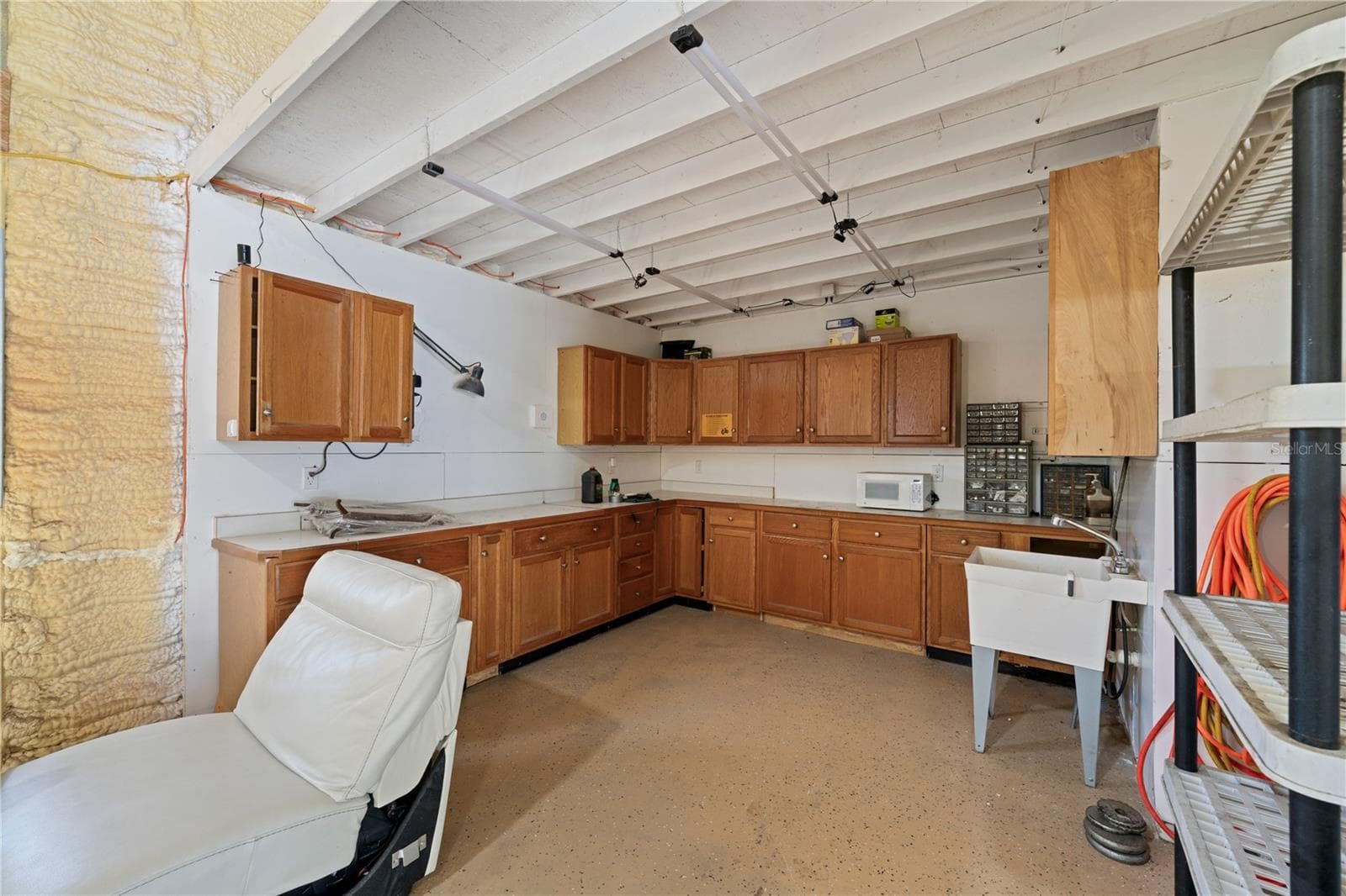 4931 DORA DRIVE — photo 70 of 98