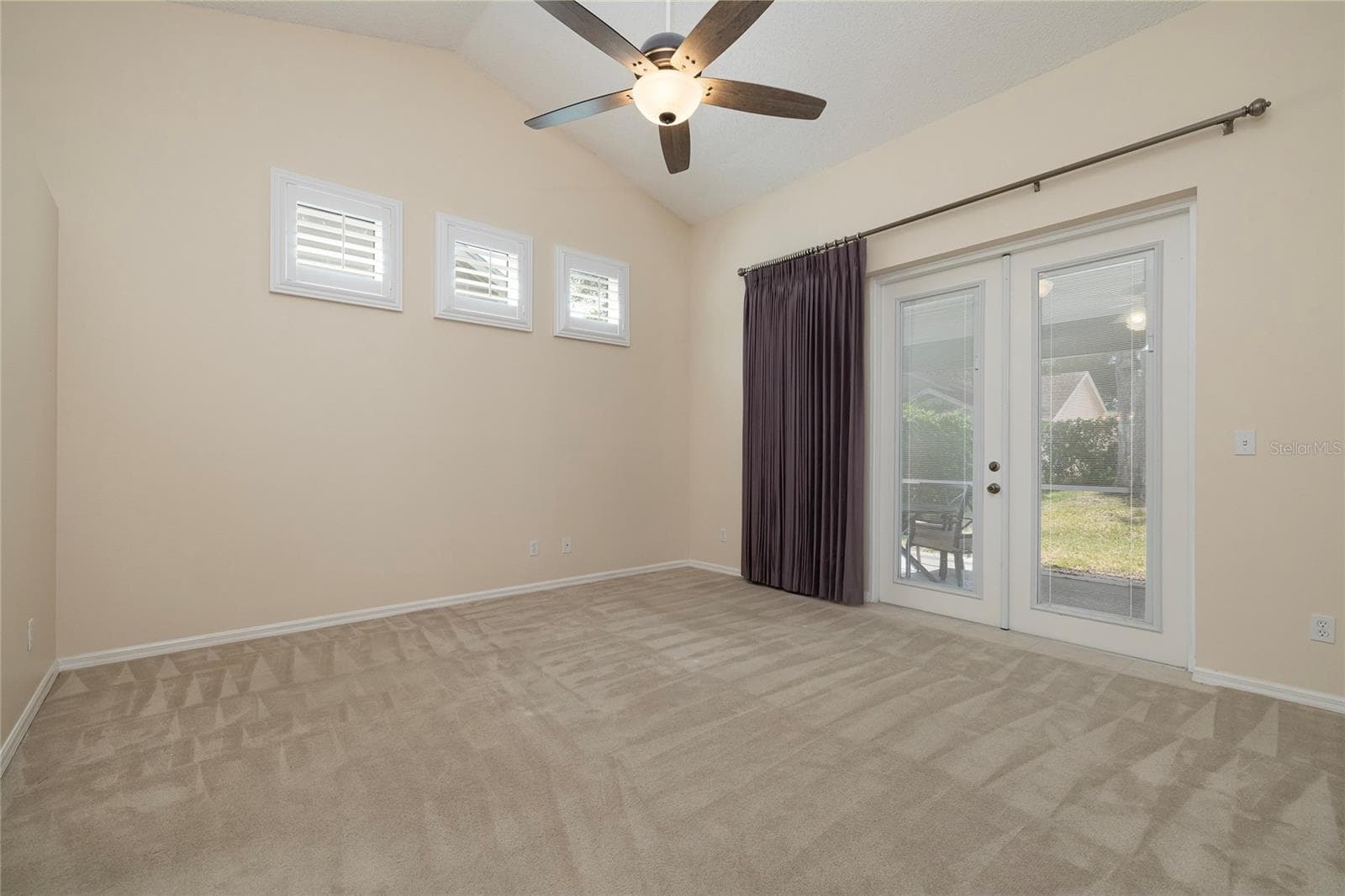 2972 ROBINWOOD LANE — photo 14 of 38