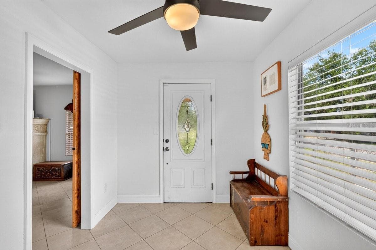 616 DORA STREET — photo 11 of 54