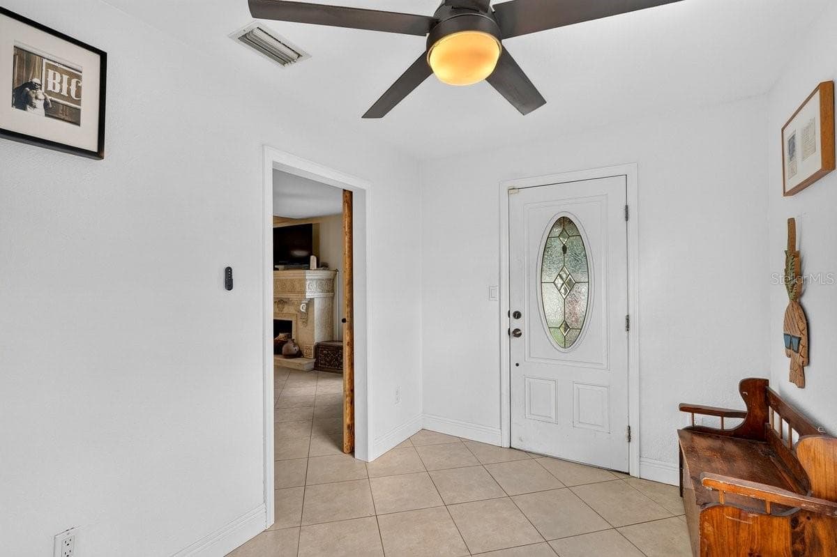 616 DORA STREET — photo 10 of 54