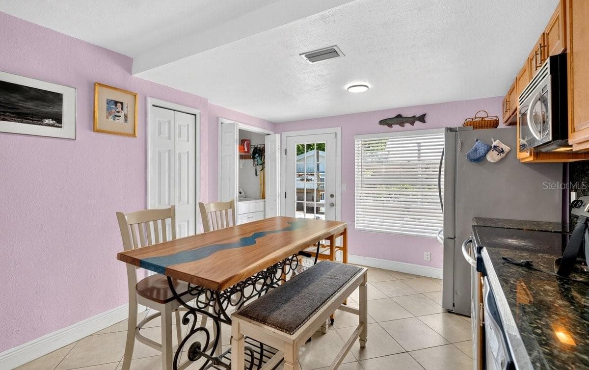 616 DORA STREET — photo 21 of 54