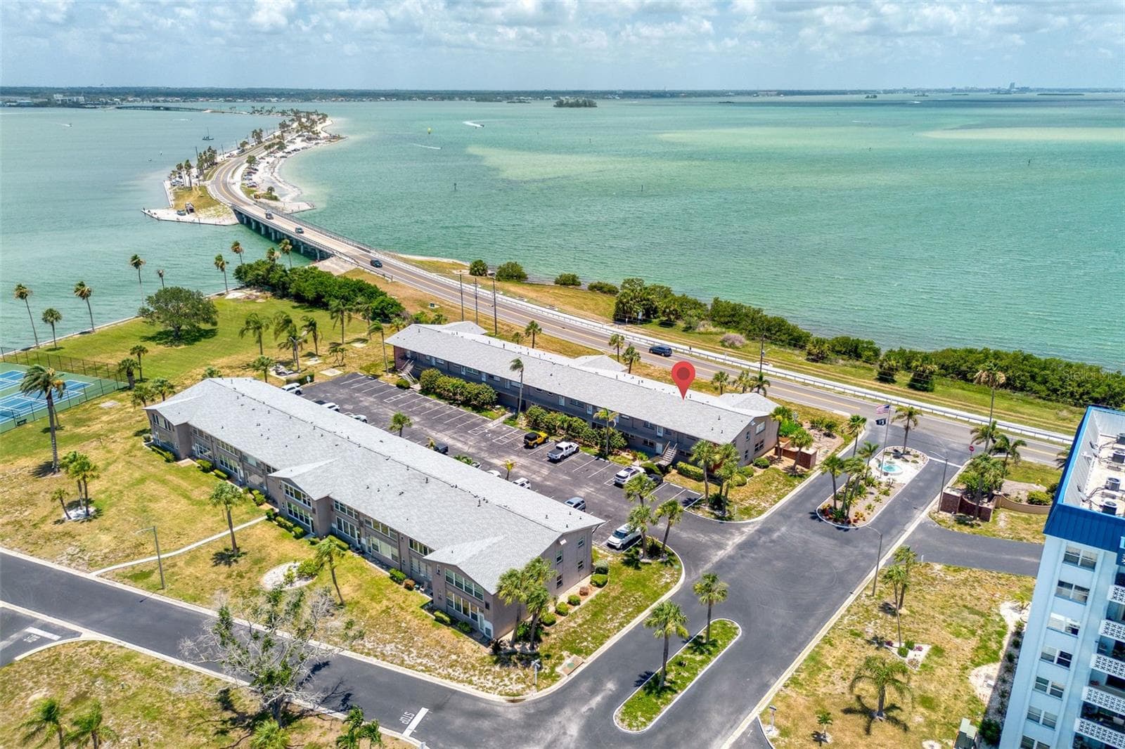 2 CAUSEWAY BOULEVARD — photo 46 of 54