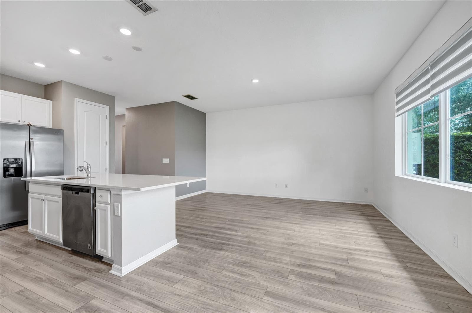 785 BENOI DRIVE — photo 11 of 63