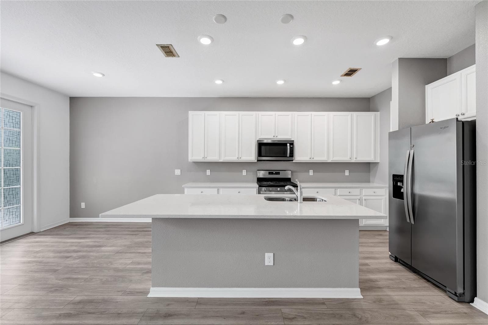 785 BENOI DRIVE — photo 13 of 63