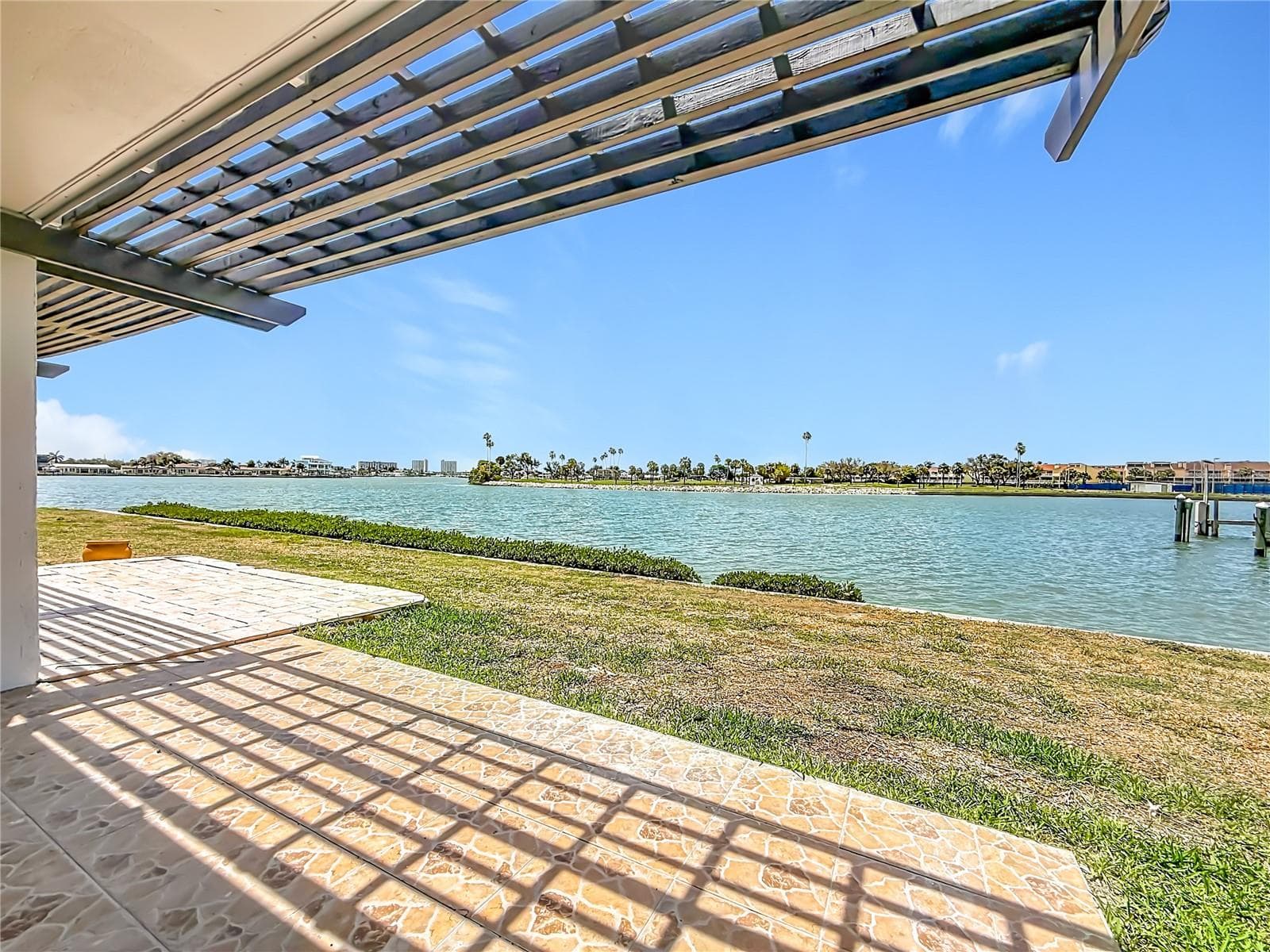 450 TREASURE ISLAND CAUSEWAY — photo 50 of 87
