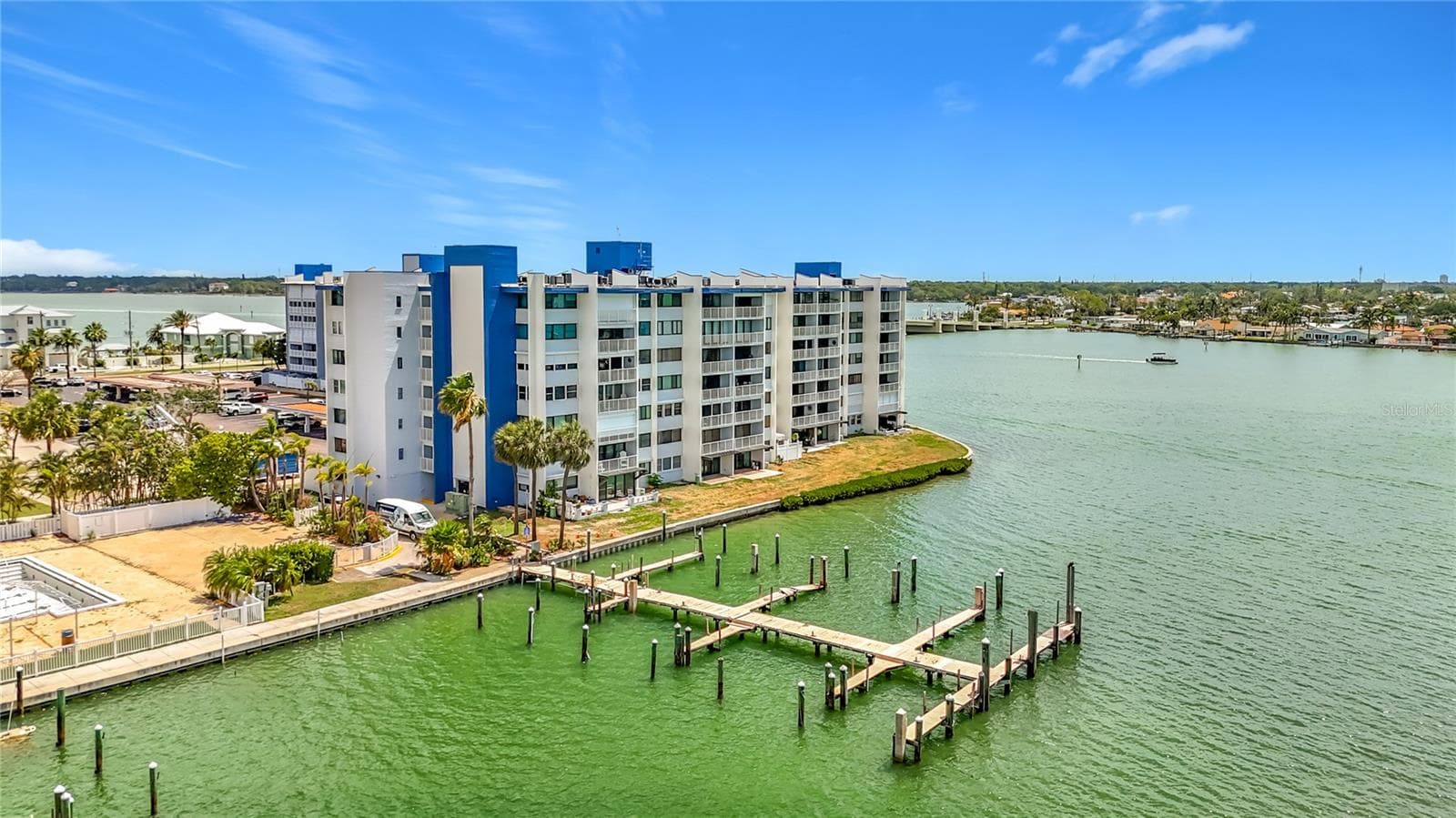 450 TREASURE ISLAND CAUSEWAY — photo 57 of 87