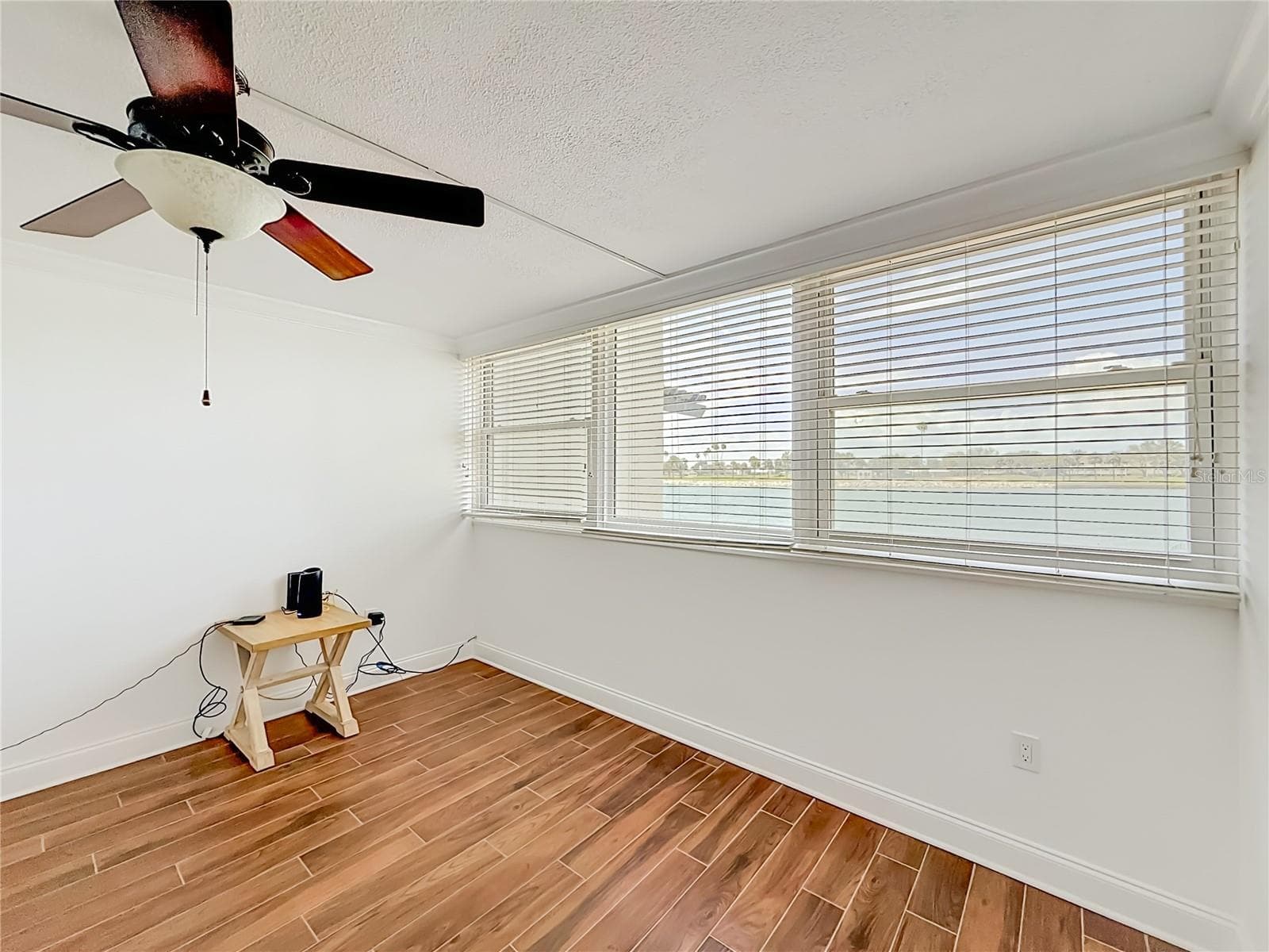 450 TREASURE ISLAND CAUSEWAY — photo 38 of 87