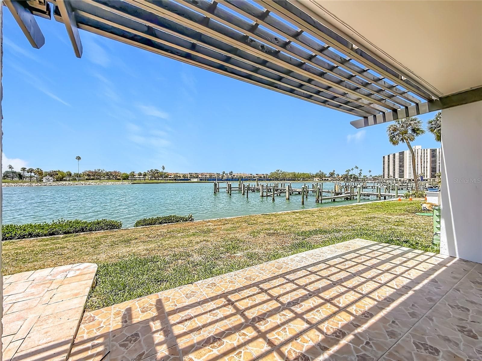 450 TREASURE ISLAND CAUSEWAY — photo 49 of 87