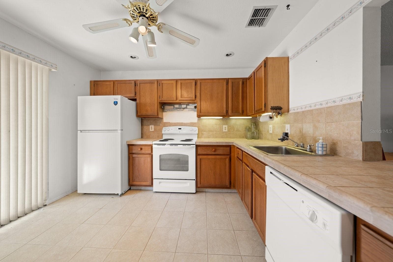 2926 STAR APPLE COURT — photo 6 of 27