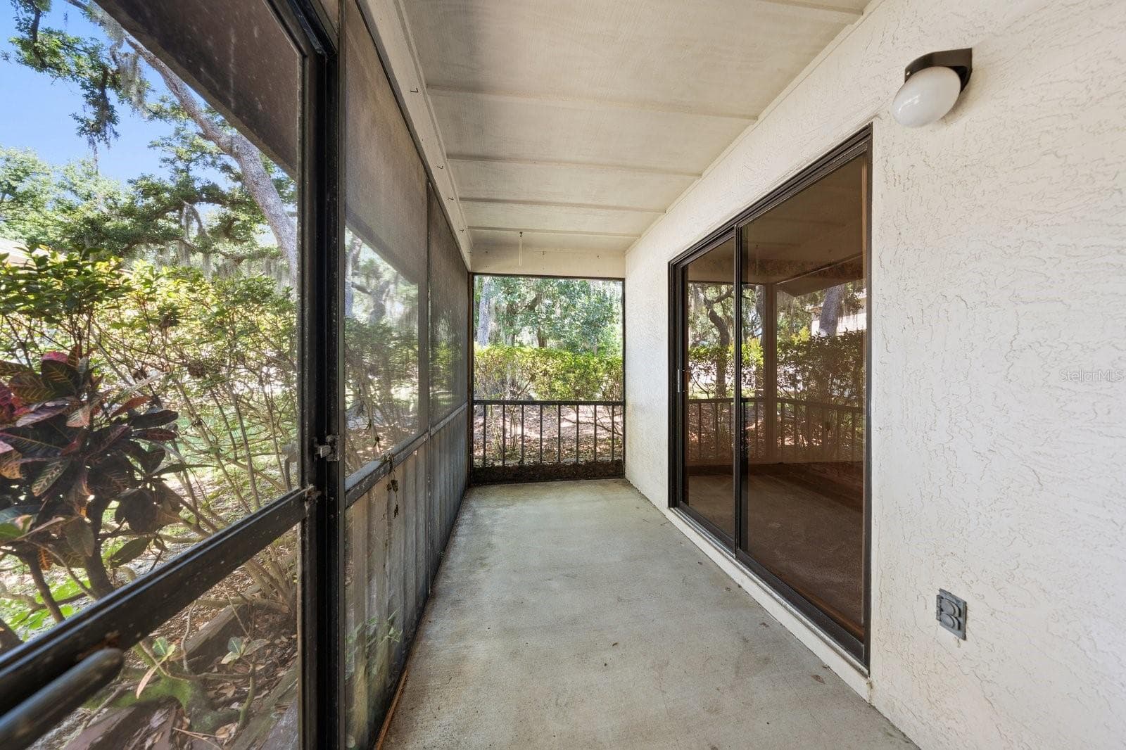 2926 STAR APPLE COURT — photo 18 of 27