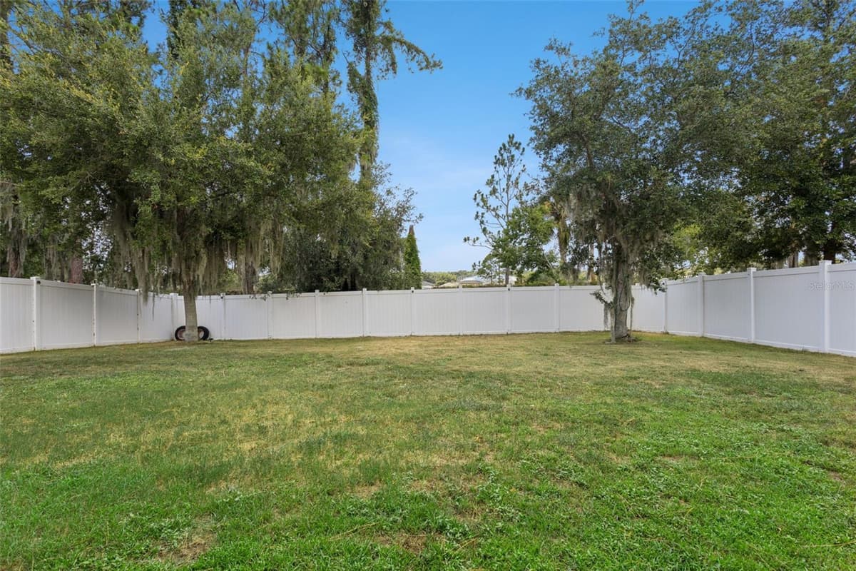 2514 PLUMADORE DRIVE — photo 35 of 54