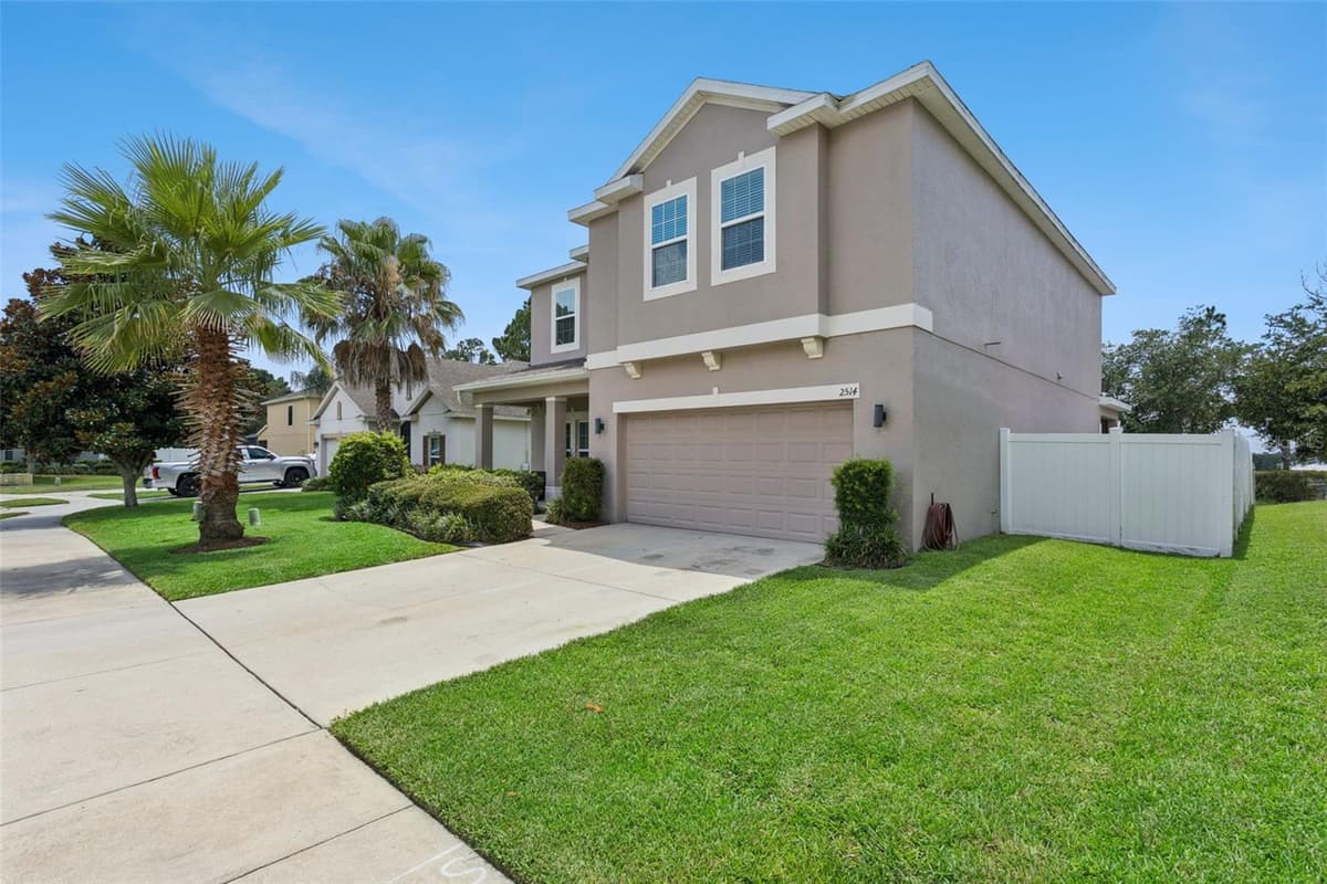 2514 PLUMADORE DRIVE — photo 3 of 54