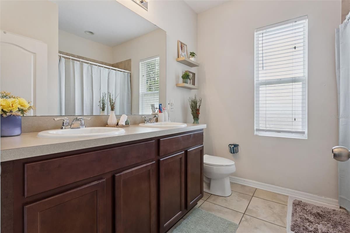 2514 PLUMADORE DRIVE — photo 25 of 54