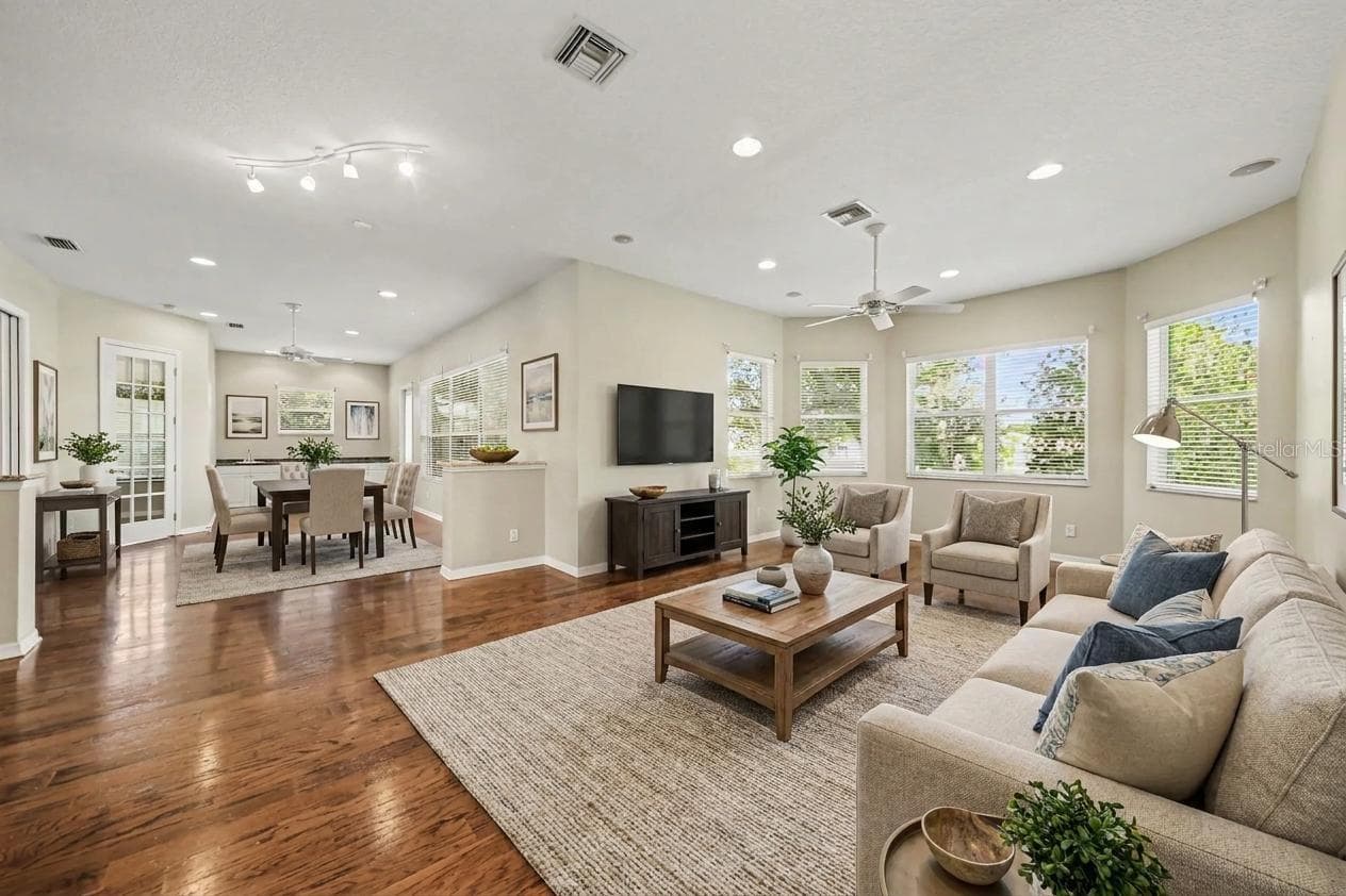 5127 AURORA DRIVE — photo 15 of 36