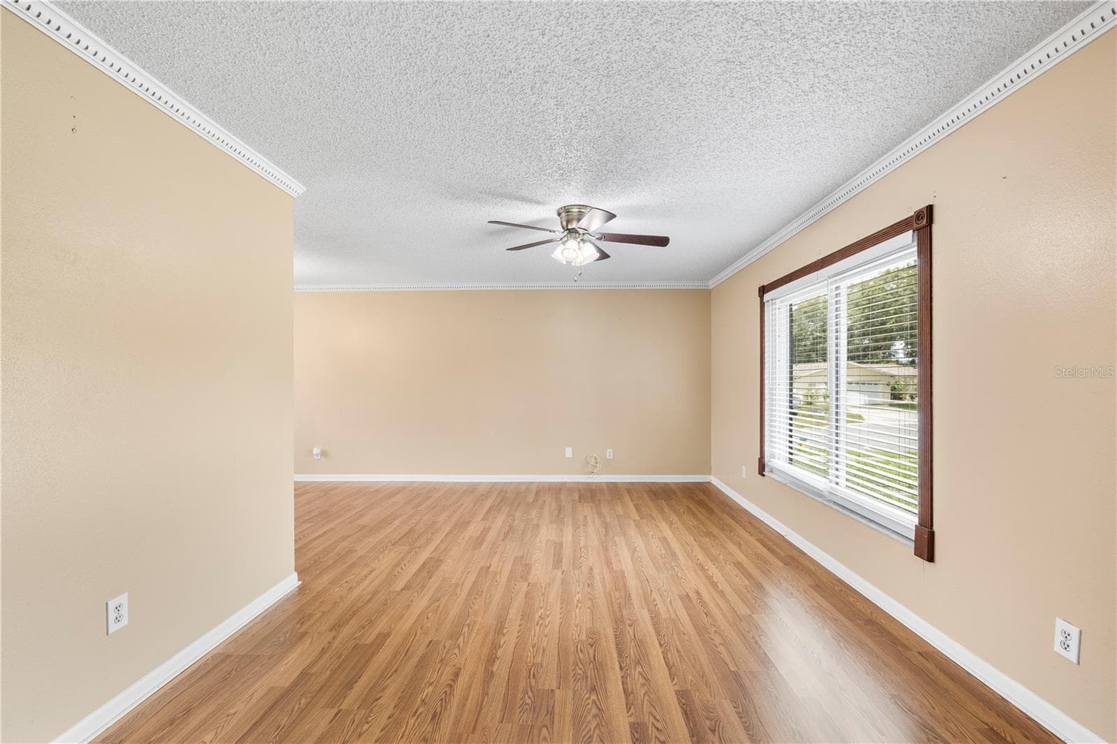 3608 CASABA LOOP — photo 9 of 55