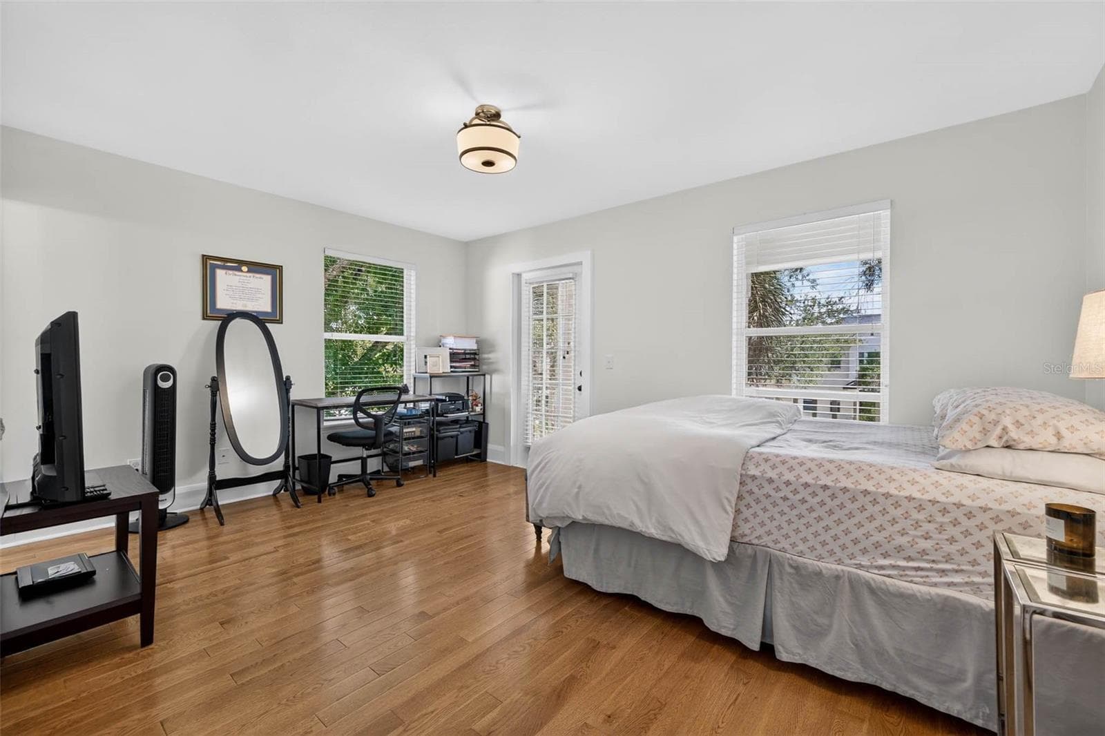 4618 TENNYSON AVENUE — photo 33 of 50