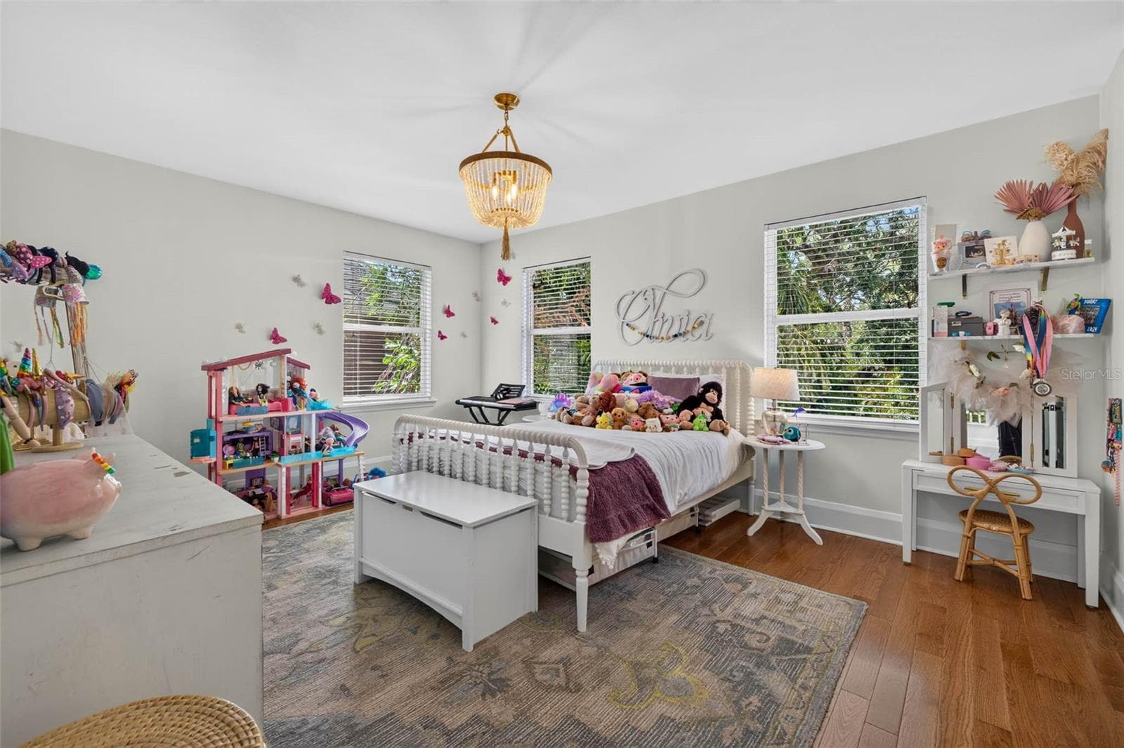 4618 TENNYSON AVENUE — photo 28 of 50