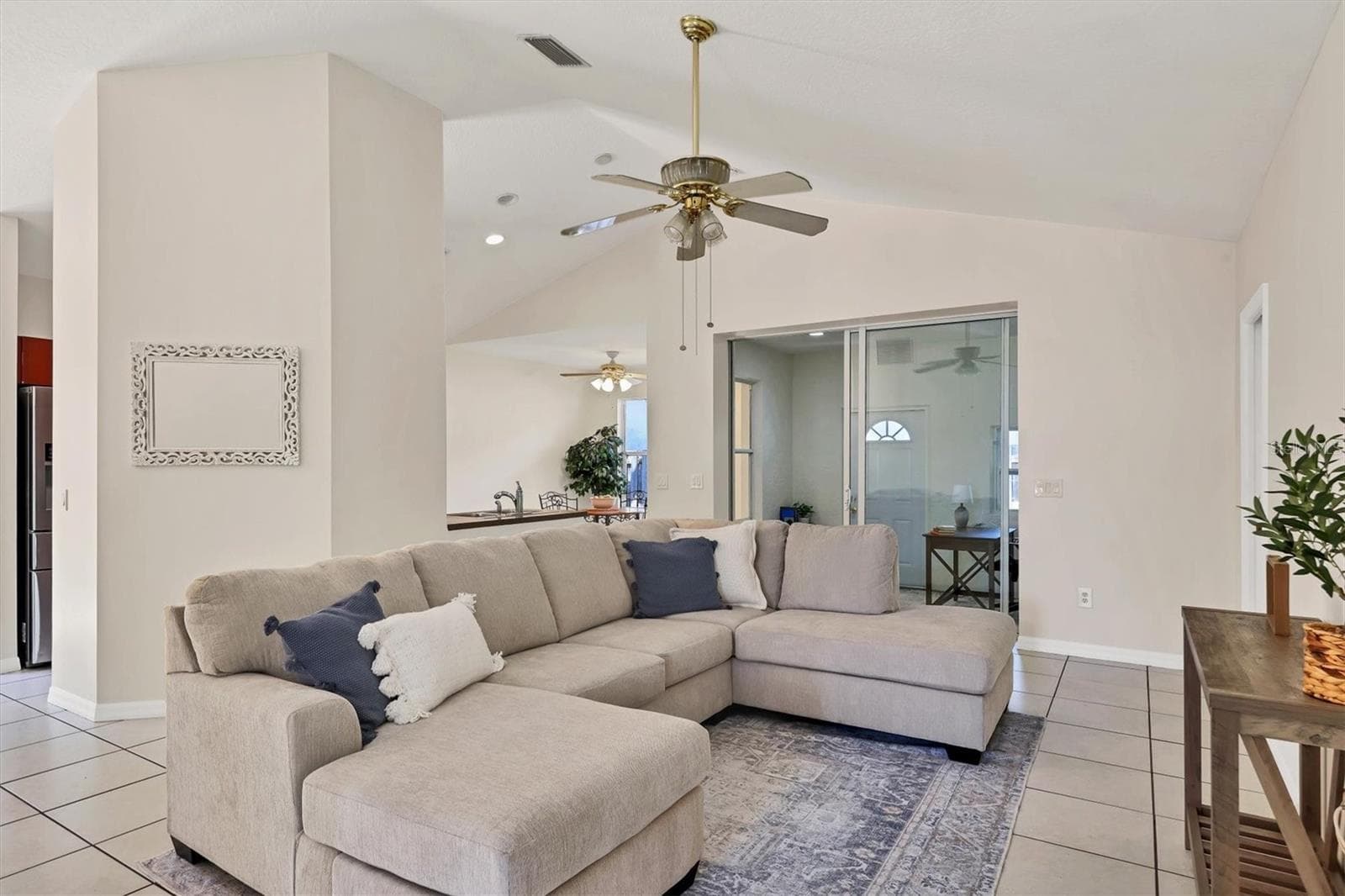5485 ASHTON MANOR DRIVE — photo 12 of 31