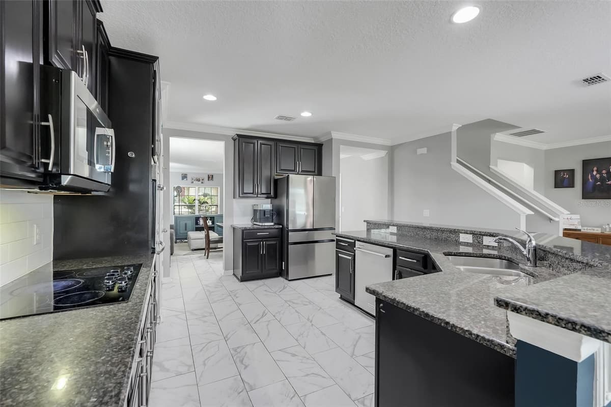 693 BLACK EAGLE DRIVE — photo 24 of 73