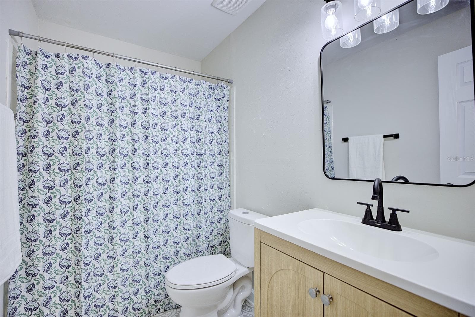1245 HONEYTREE LN E LANE — photo 12 of 35
