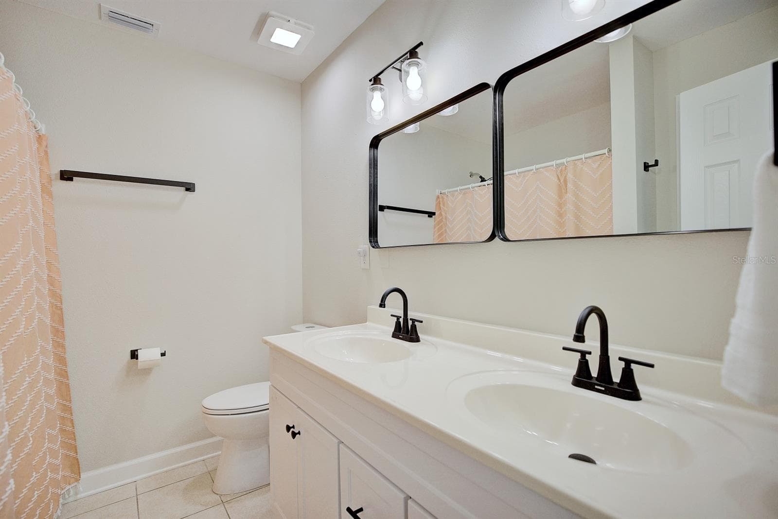 1245 HONEYTREE LN E LANE — photo 8 of 35