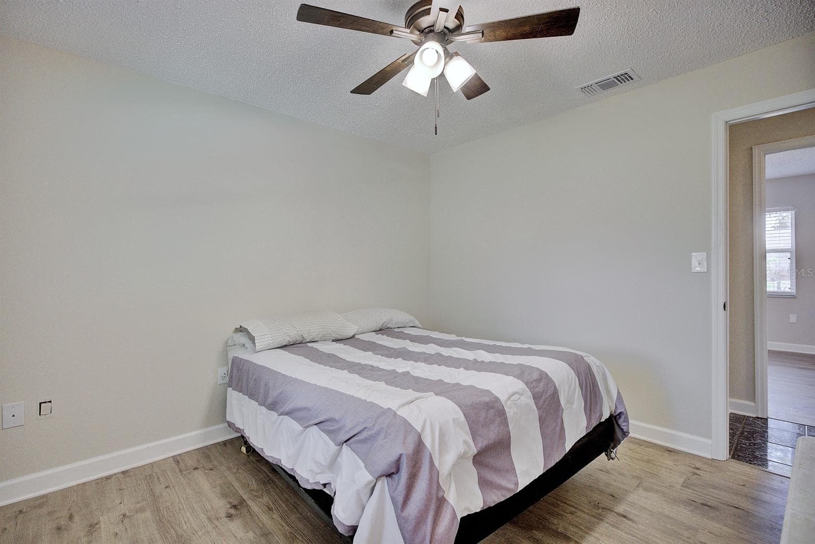 1245 HONEYTREE LN E LANE — photo 9 of 35