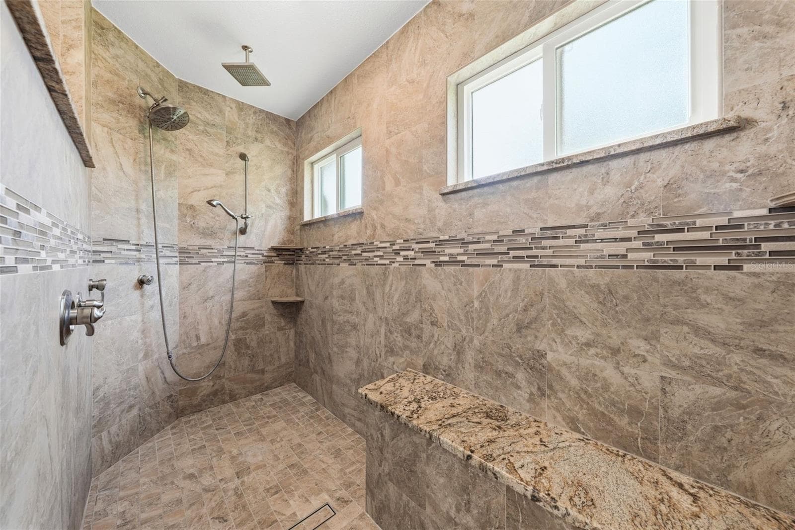 11109 GOLDEN EAGLE AVENUE — photo 13 of 42