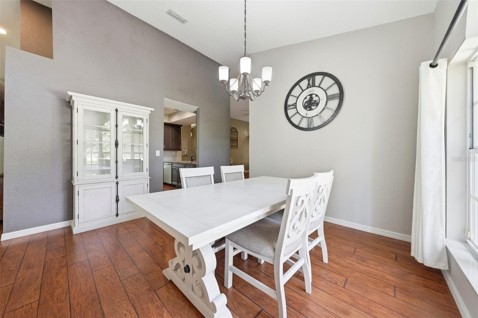 11109 GOLDEN EAGLE AVENUE — photo 19 of 42
