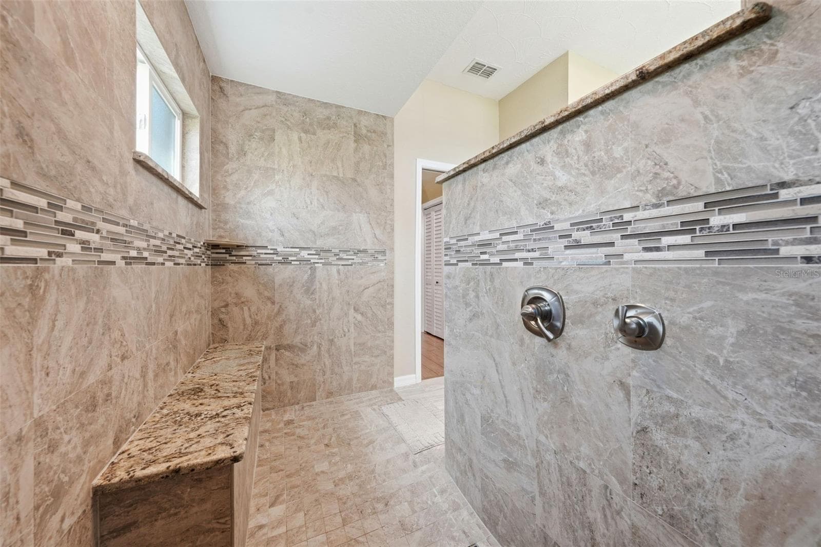 11109 GOLDEN EAGLE AVENUE — photo 14 of 42