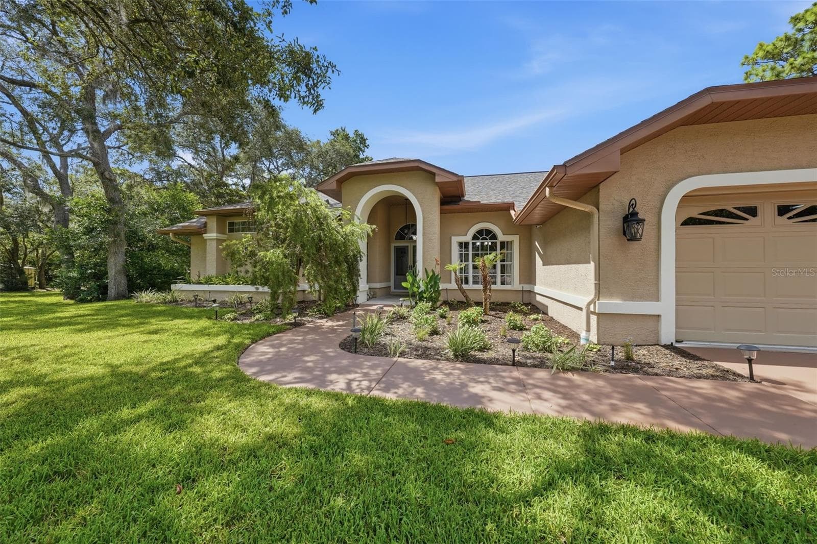 11109 GOLDEN EAGLE AVENUE — photo 3 of 42