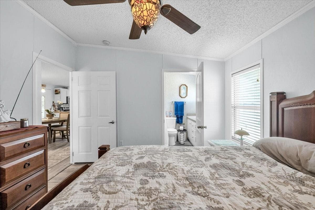 6801 BERNADEAN BOULEVARD — photo 18 of 43