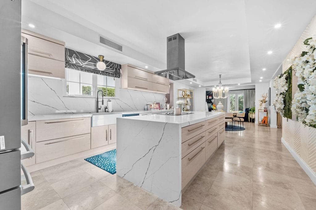 386 DORADO BEACH EAST — photo 10 of 36