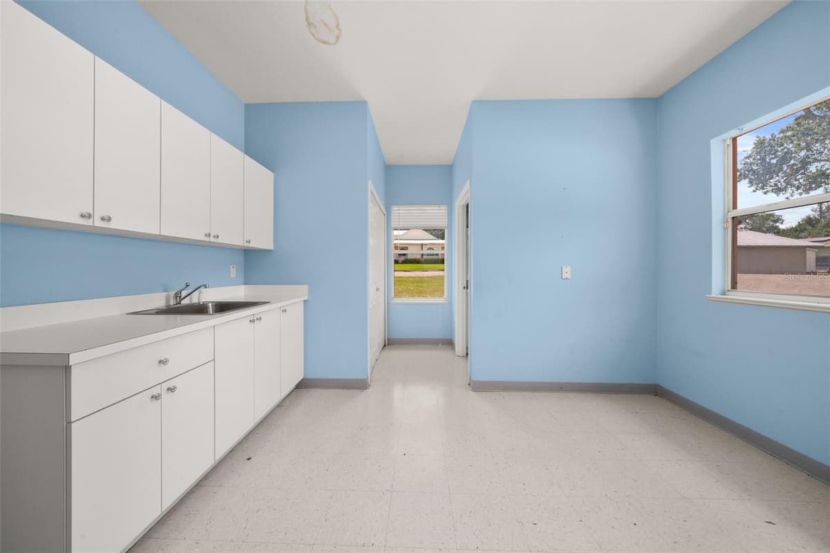 401 INTERLAKE BOULEVARD — photo 64 of 90