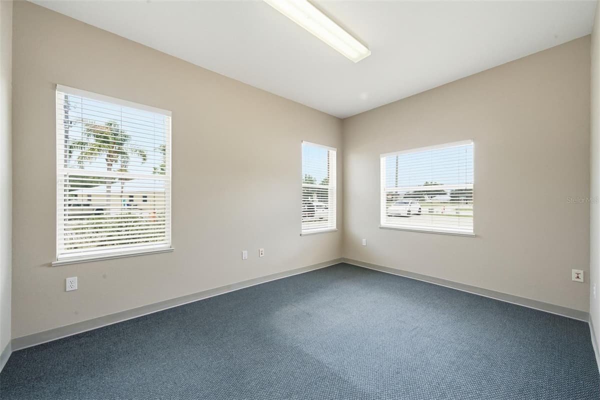 401 INTERLAKE BOULEVARD — photo 42 of 90