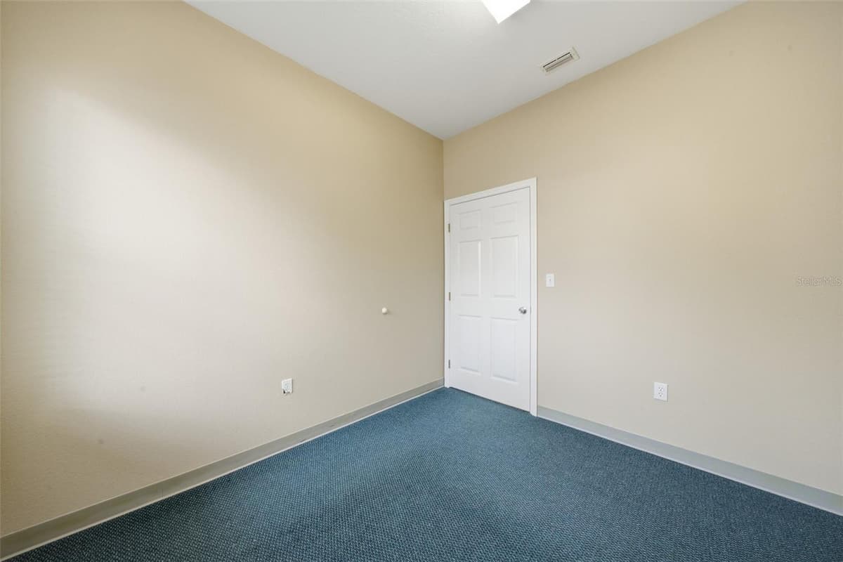 401 INTERLAKE BOULEVARD — photo 41 of 90