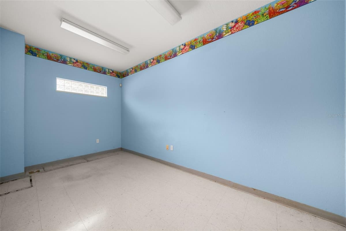 401 INTERLAKE BOULEVARD — photo 57 of 90