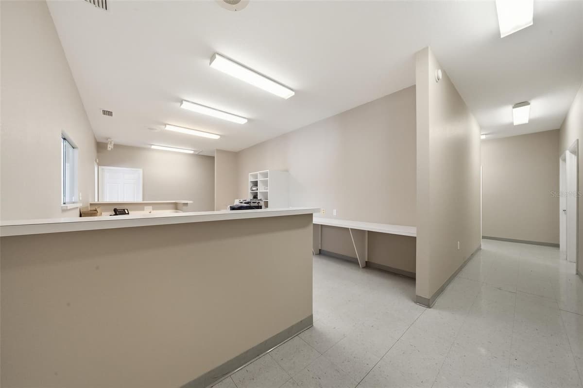 401 INTERLAKE BOULEVARD — photo 46 of 90