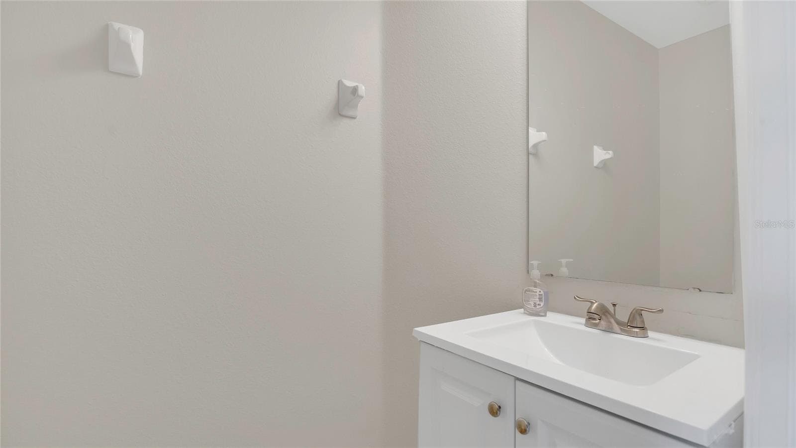 545 FAIRHAVEN DRIVE — photo 9 of 26