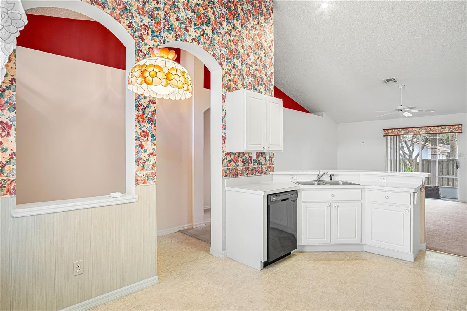 1083 HORIZON VIEW BOULEVARD — photo 8 of 25