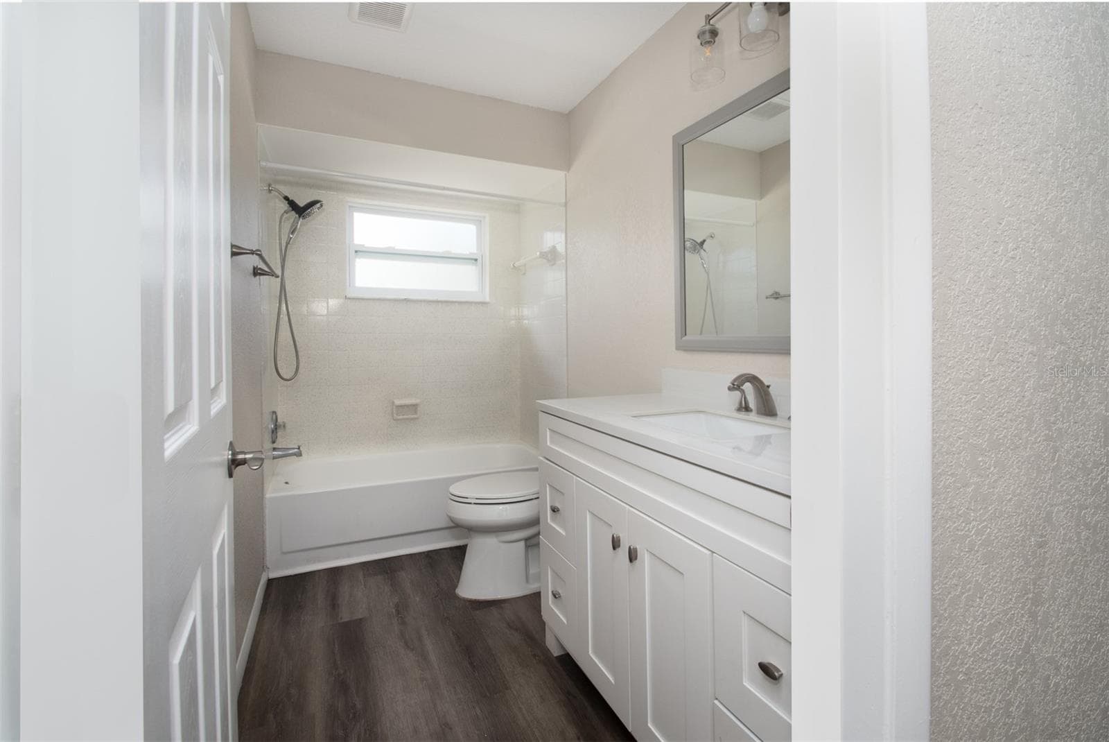 1531 VALENCIA STREET — photo 12 of 25