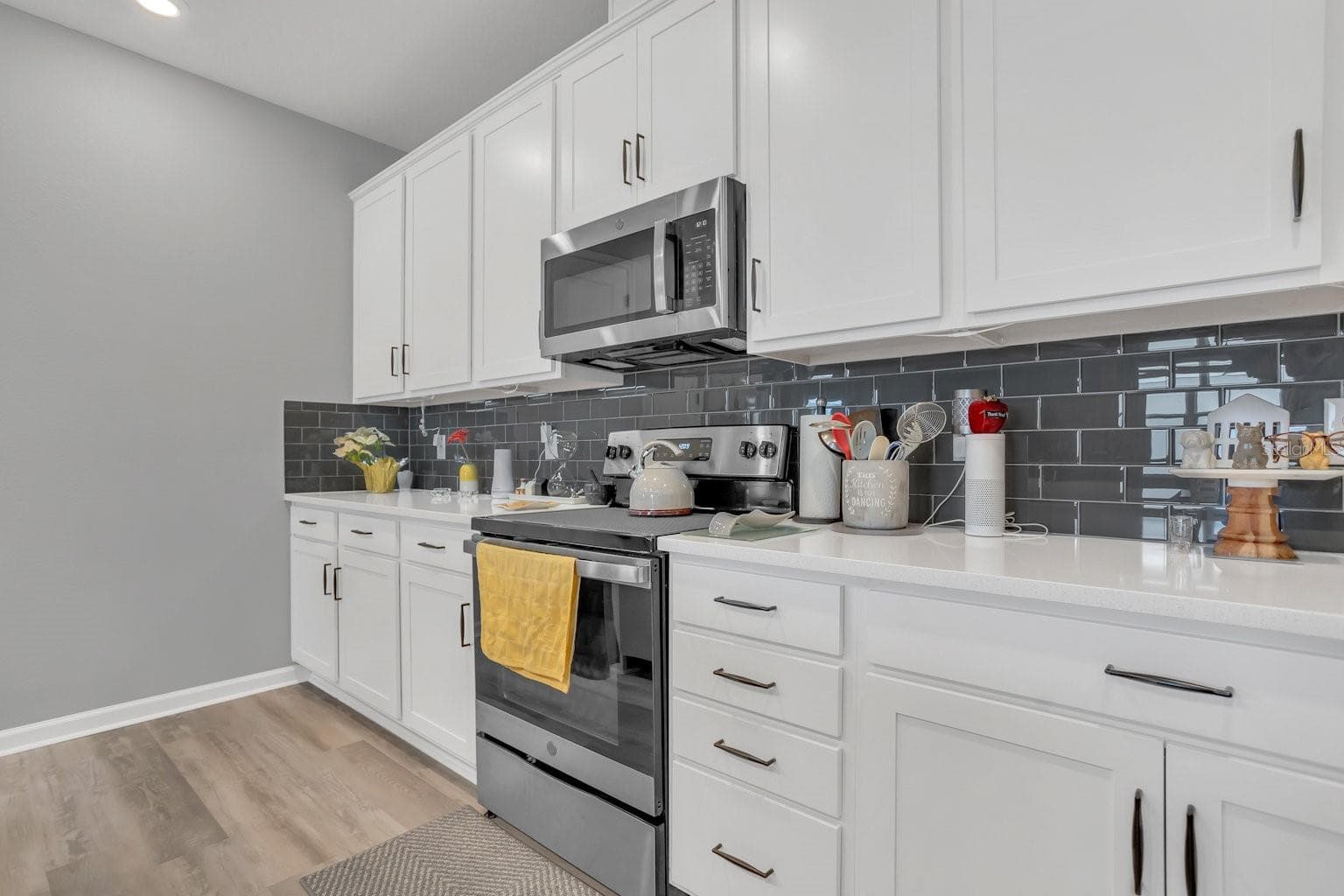 6213 DOLOSTONE DRIVE — photo 8 of 37