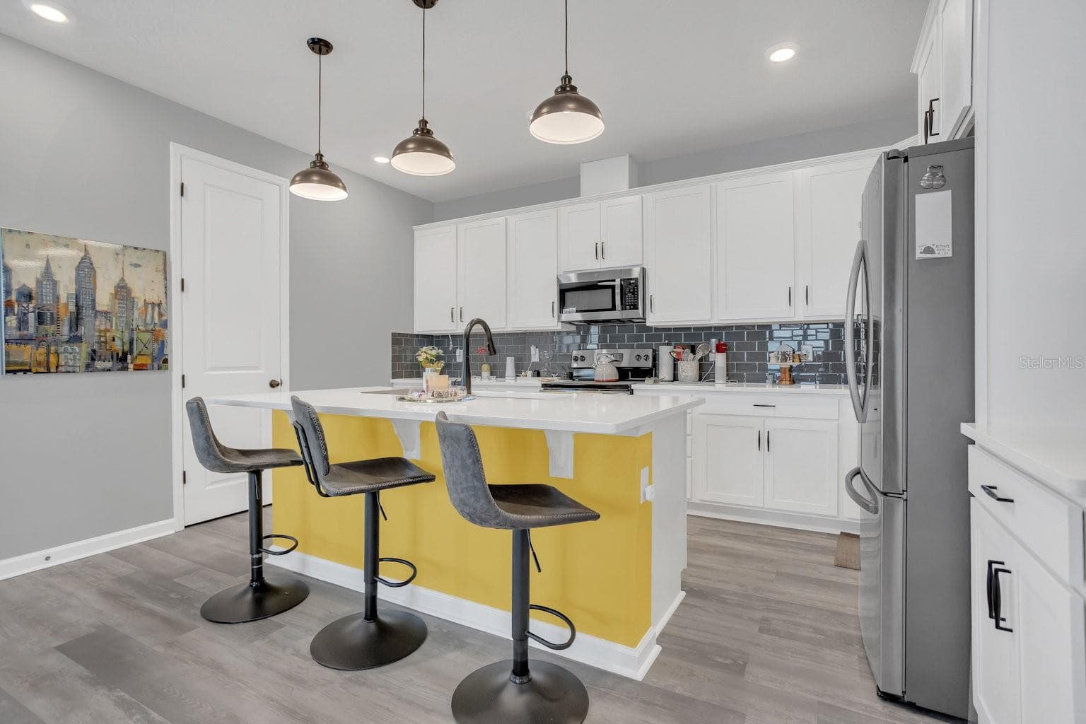 6213 DOLOSTONE DRIVE — photo 4 of 37