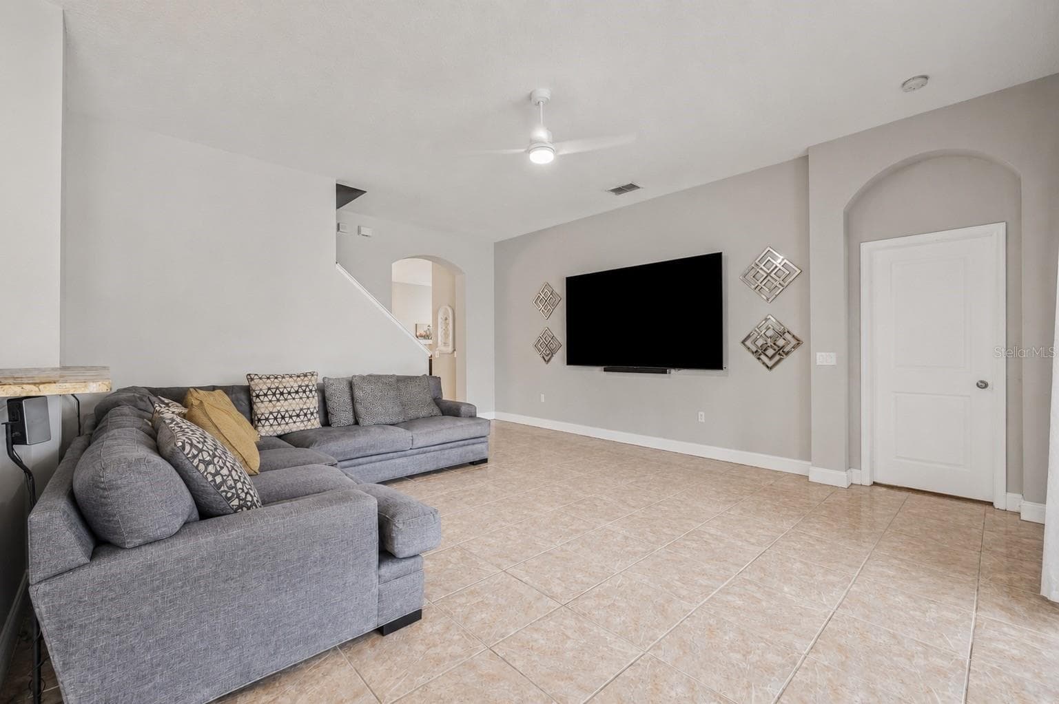 22623 CLIFFSIDE WAY — photo 18 of 41