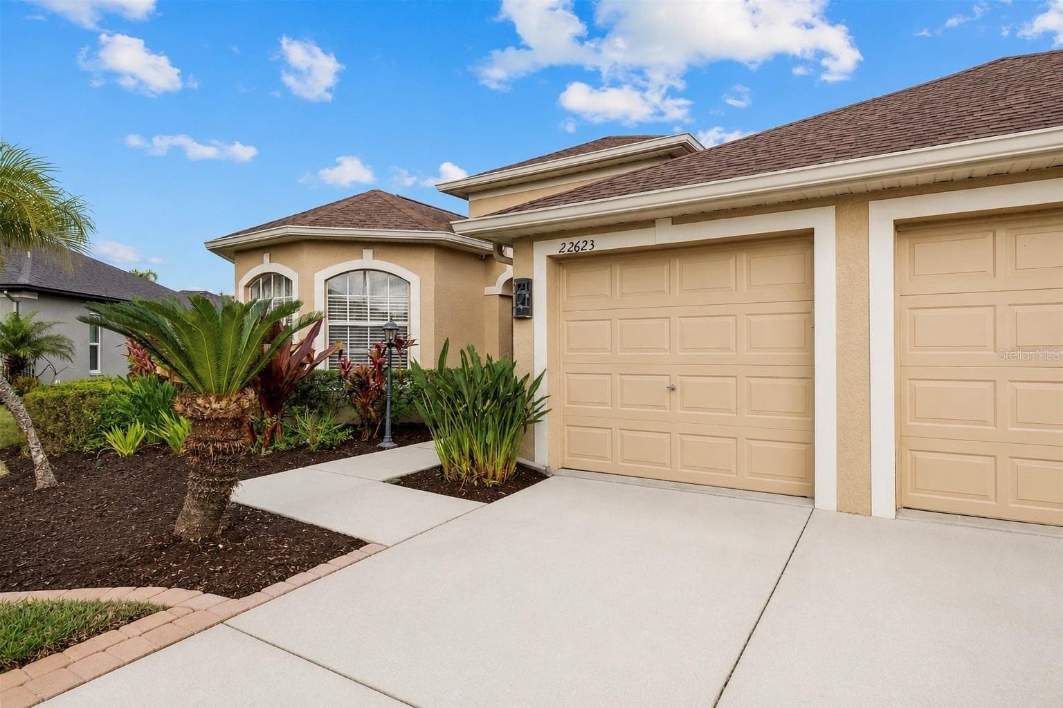 22623 CLIFFSIDE WAY — photo 4 of 41