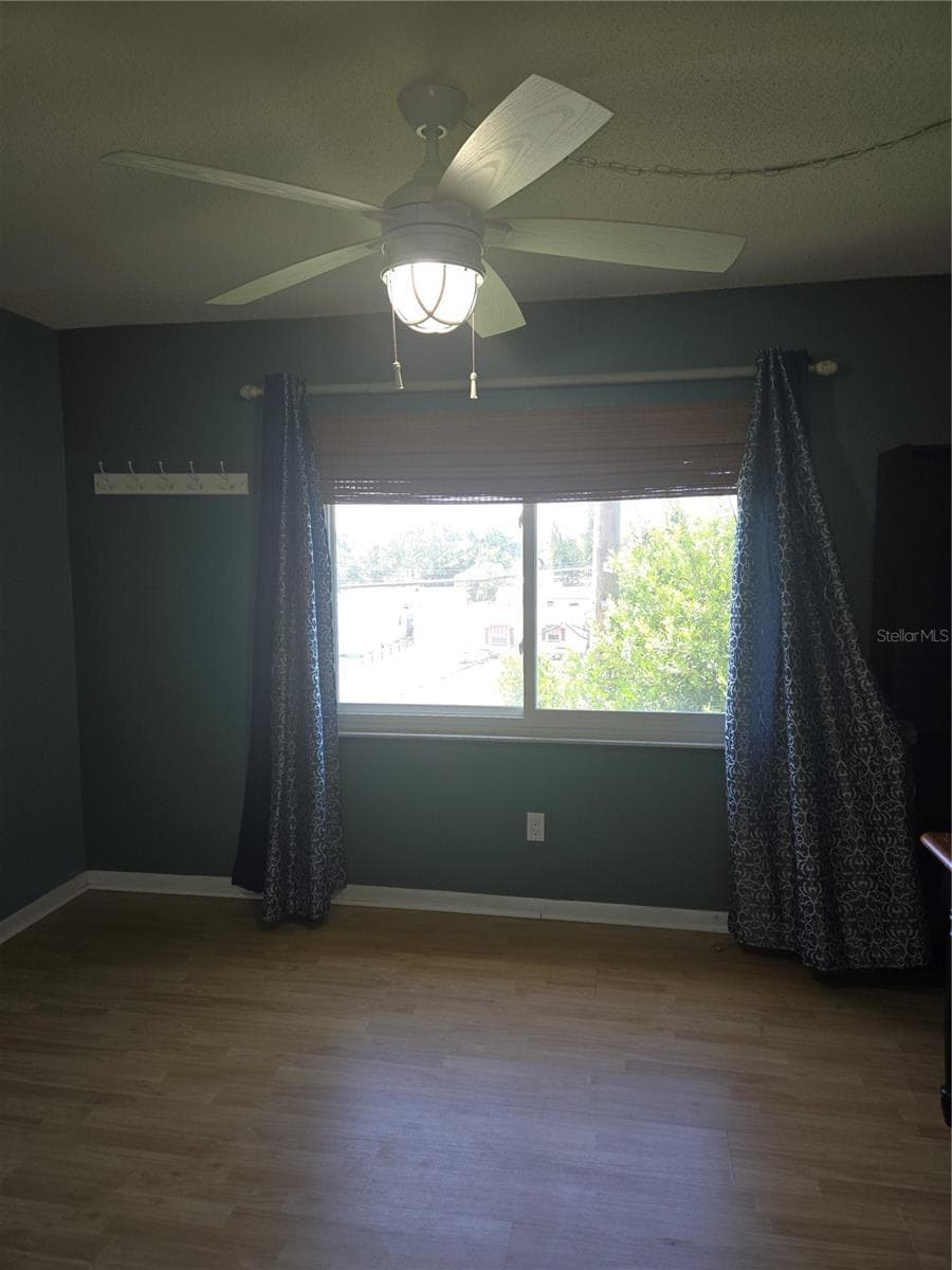6400 46TH AVENUE — photo 8 of 16