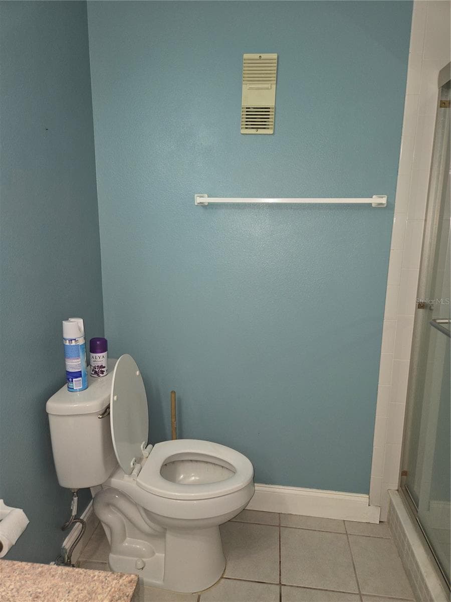 6400 46TH AVENUE — photo 10 of 16