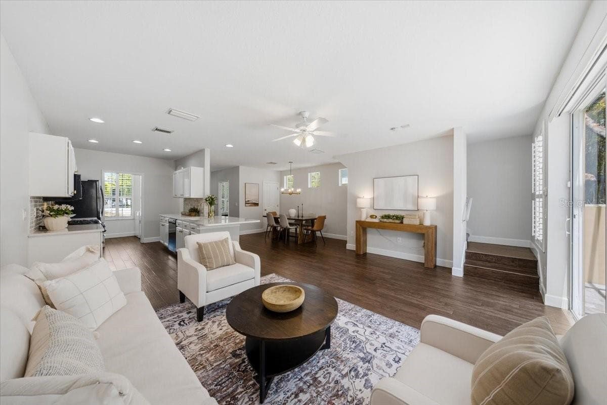 9530 PARK VILLAGE DRIVE — photo 5 of 32