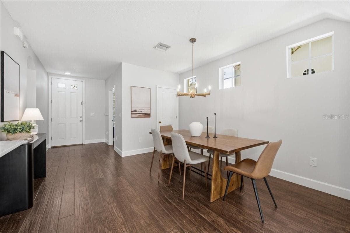 9530 PARK VILLAGE DRIVE — photo 11 of 32